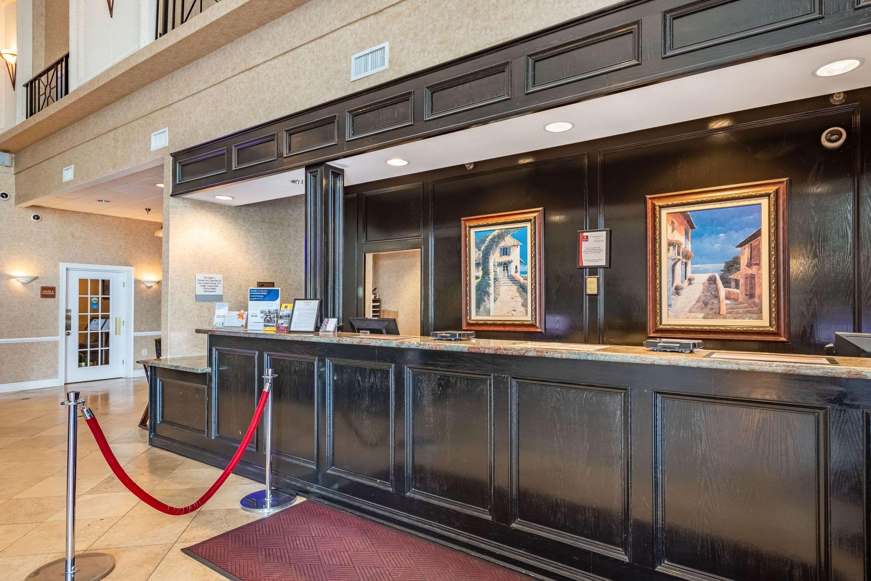 Clarion Inn & Suites Central Clearwater Beach Dış mekan fotoğraf